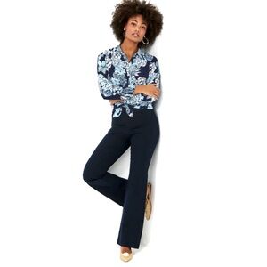 Lilly Pulitzer Merrin Bi-Stretch Boot NWT super comfortable and very polished.